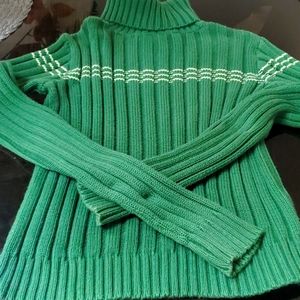 Hollister small regular girl's green sweater Turtle neck 100% cotton